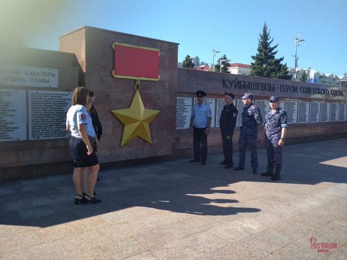 В подразделениях вневедомственной охраны самарской области проходят мероприятия, посвященные празднованию Дня России