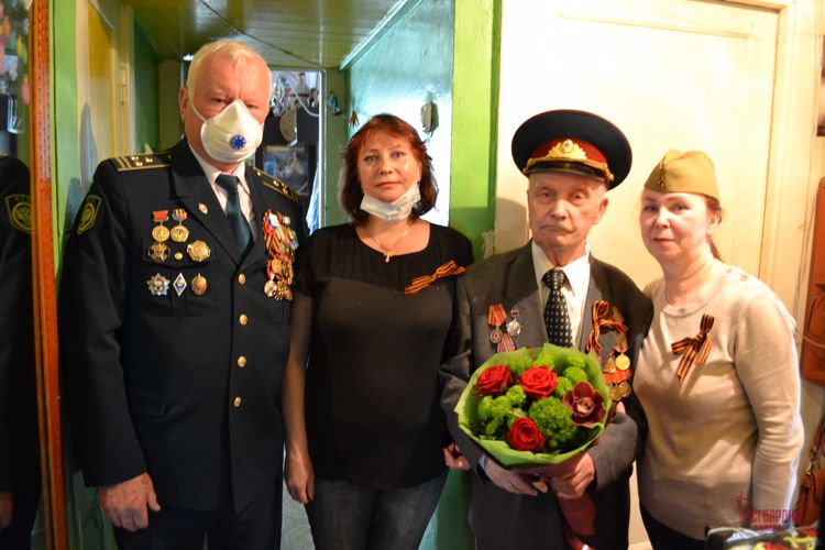 Персональные парады для ветеранов Великой Отечественной войны прошли в Самаре