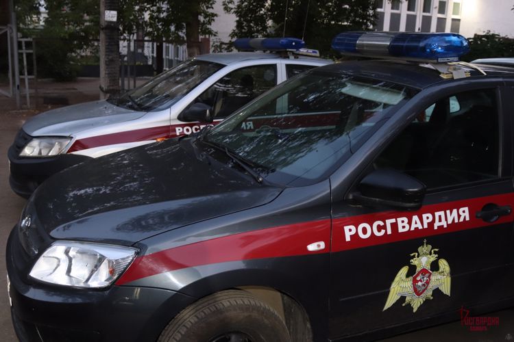 Сотрудники Росгвардии задержали подозреваемого в нанесении ножевого ранения знакомому