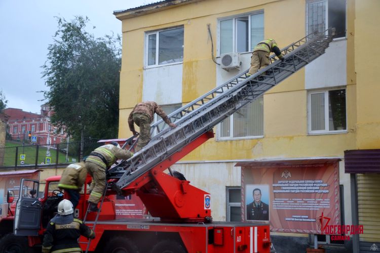 В Управлении Росгвардии по Самарской области состоялись пожарно-тактические занятия