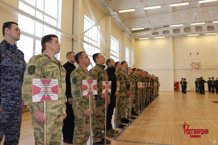 В Тольятти стартовали состязания Приволжского округа Росгвардии по зимнему офицерскому троеборью (видео)
