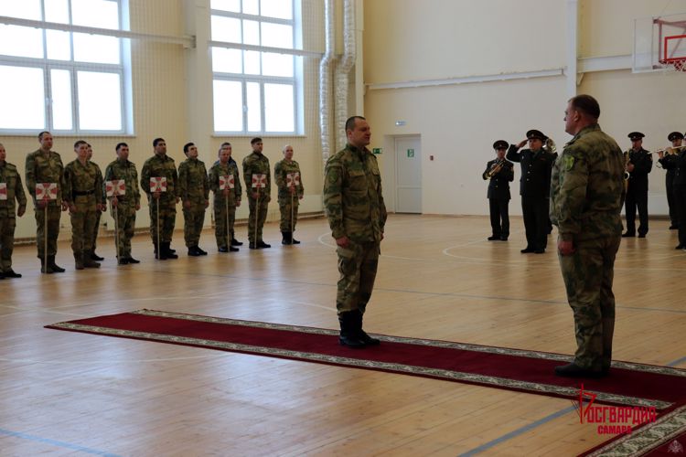 В Тольятти стартовали состязания Приволжского округа Росгвардии по зимнему офицерскому троеборью (видео)