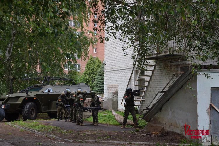 В Самарской области росгвардейцы приняли участие в антитеррористическом учении (видео)