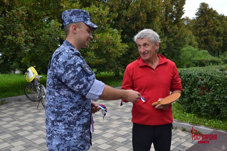 Росгвардейцы Самарской области приняли участие в праздновании Дня государственного флага