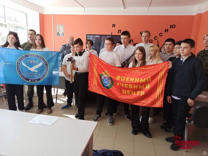 Самарские росгвардейцы провели для школьников «Разговоры о важном»