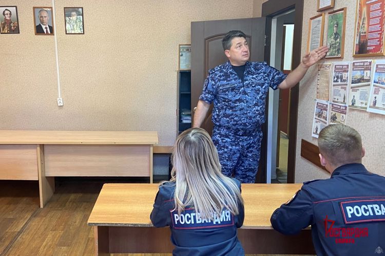 Накануне юбилея легендарного командующего самарским росгвардейцам рассказали о генерале Романове