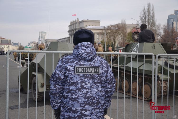Росгвардейцы обеспечили безопасность массовых мероприятий в Самаре