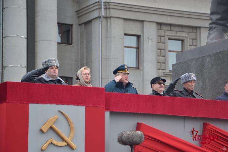 Росгвардейцы приняли участие в Параде Памяти в Самаре