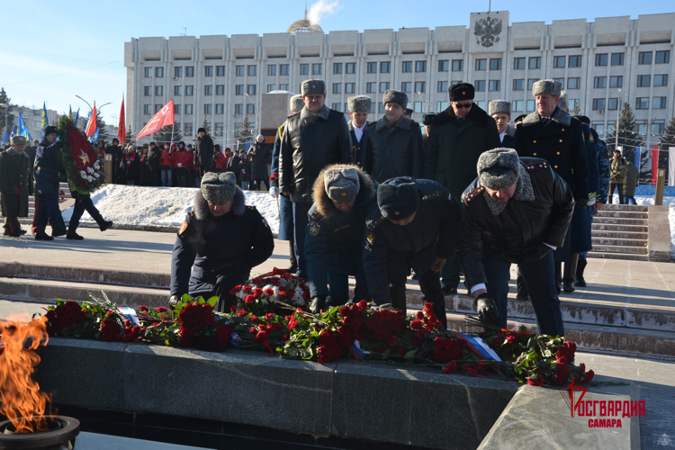 Росгвардейцы принимают участие в акции «Сильная Россия – это мы!» в Самаре