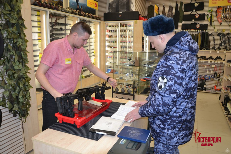 В Самарской области профессиональный праздник отмечают представители подразделений ЛРР и ГК Росгвардии