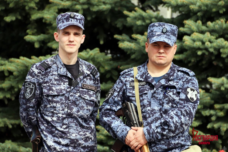 Всего десять минут потребовалось росгвардейцам на задержание подозреваемого в ограблении АЗС в Самарской области