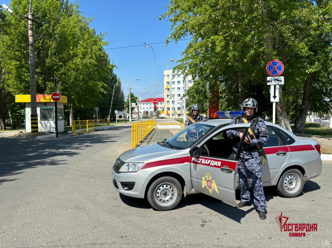 Сотрудники Росгвардии приняли участие в антитеррористическом учении в Новокуйбышевске