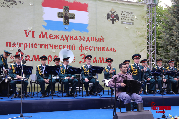 Росгвардейцы приняли участие в патриотическом фестивале «Самарское знамя»