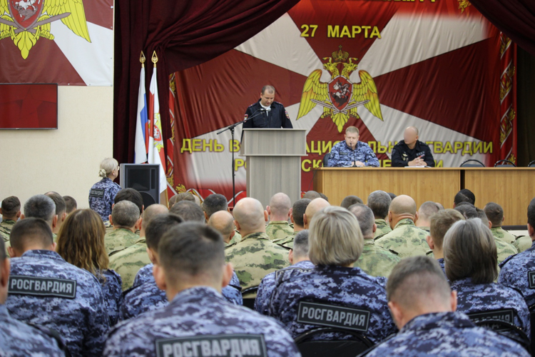 В Самаре росгвардейцам напомнили о необходимости соблюдать правила дорожного движения