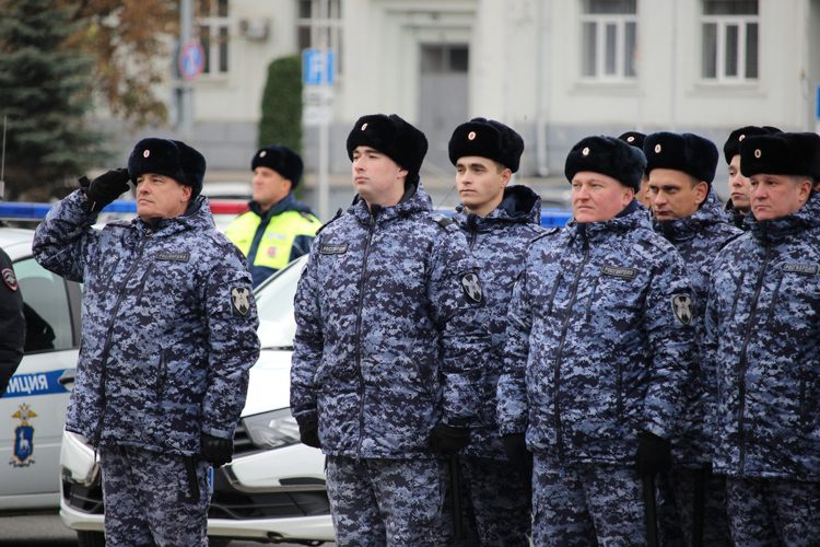 Росгвардейцы приняли участие в строевом смотре самарского гарнизона сил правопорядка