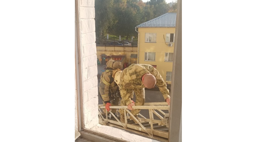 Пожарно-тактическое занятие проведено в региональном Управлении Росгвардии
