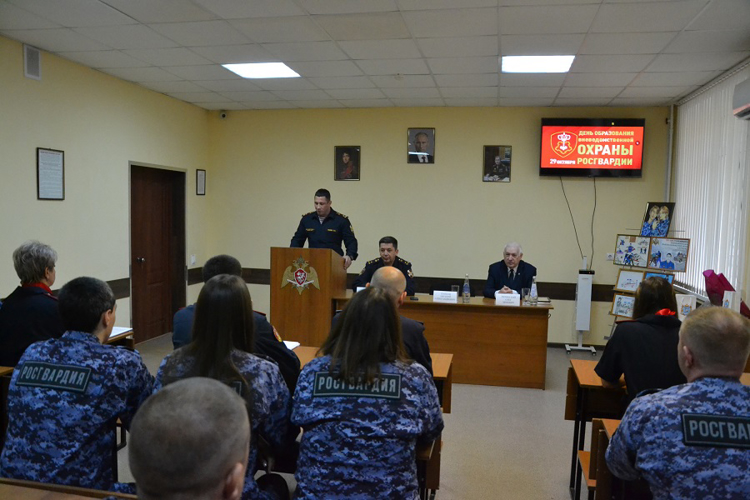 В Самаре сотрудники вневедомственной охраны отметили профессиональный праздник
