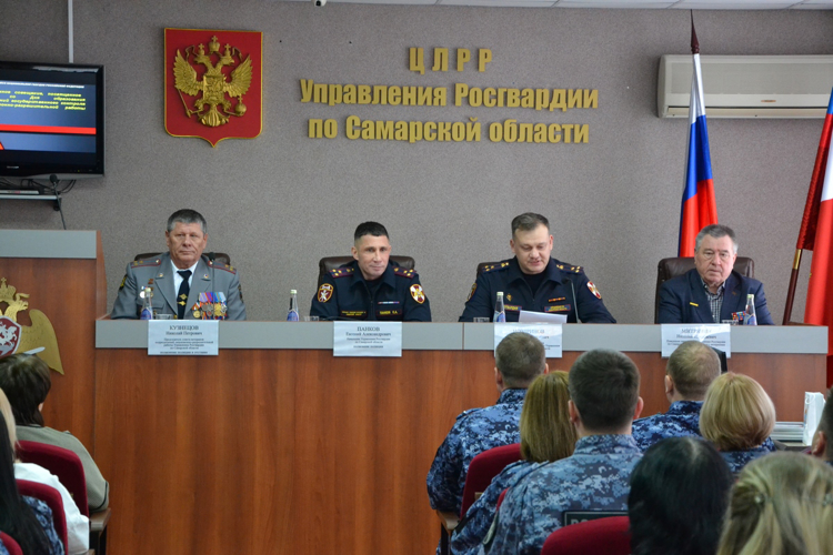 Торжественное собрание в честь дня образования подразделений государственного контроля и лицензионно-разрешительной работы Росгвардии состоялось в Самаре