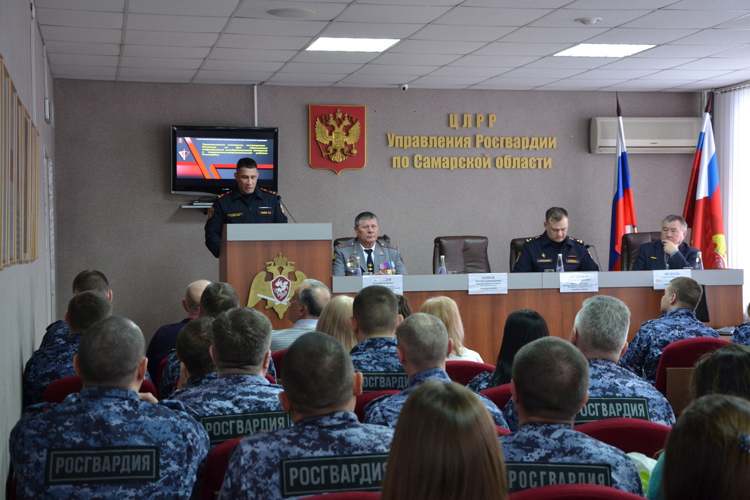 Торжественное собрание в честь дня образования подразделений государственного контроля и лицензионно-разрешительной работы Росгвардии состоялось в Самаре