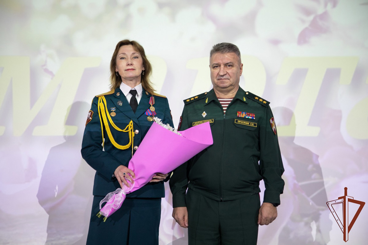 Росгвардейцы из Самары вошли в число победителей окружного этапа конкурса «Солдаты антитеррора»