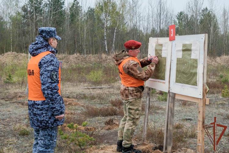 Самарские росгвардейцы стали победителями окружного чемпионата по стрельбе