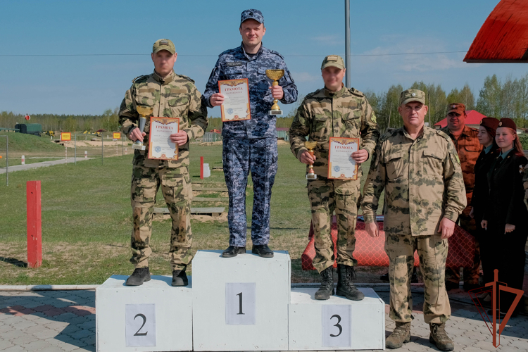 Самарские росгвардейцы стали победителями окружного чемпионата по стрельбе