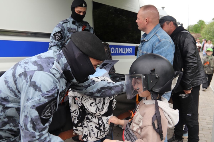Росгвардейцы стали участниками военно-спортивного фестиваля «Готов к защите Отечества»