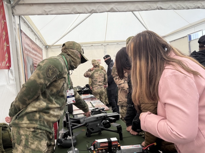 Росгвардейцы стали участниками фестиваля творчества участников СВО «Ленточка доблести» в Самаре
