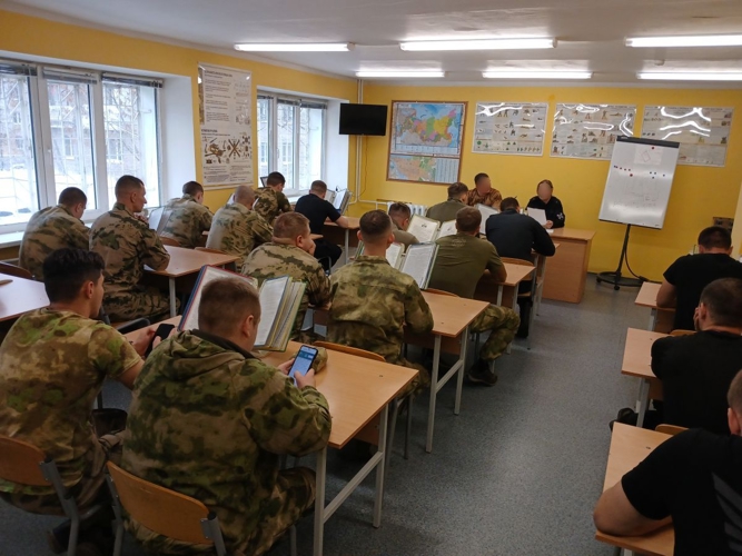 В Самаре росгвардейцы проверили свои знания в рамках «Географического диктанта»