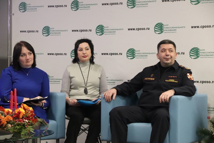 Росгвардейцы стали участниками «Урока о важном: равнение на героя» в Самаре 