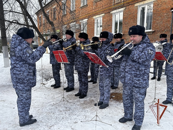 В Самаре торжественно отметили 99-летие ветерана Росгвардии