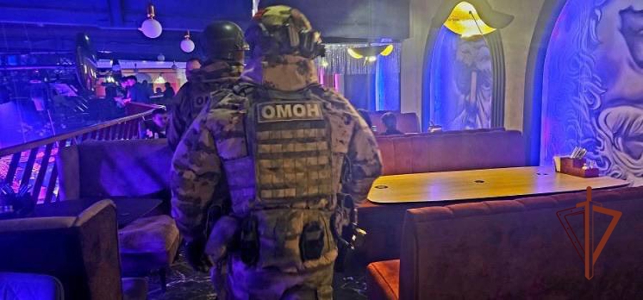 В Самаре при содействии ОМОН Росгвардии прошли профилактические мероприятия 
