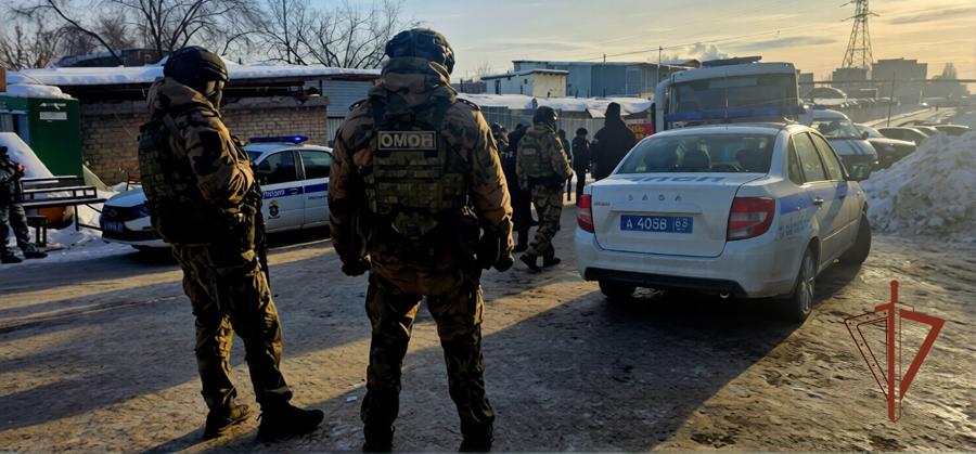 В Самаре ОМОН Росгвардии помог полицейским пресечь правонарушения