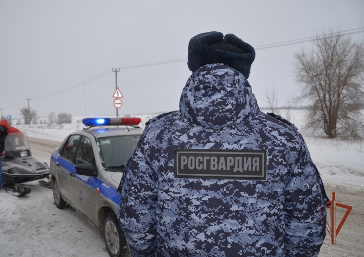 В Самарской области сотрудники Росгвардии принимают участие в операции «Снегоход» (видео)