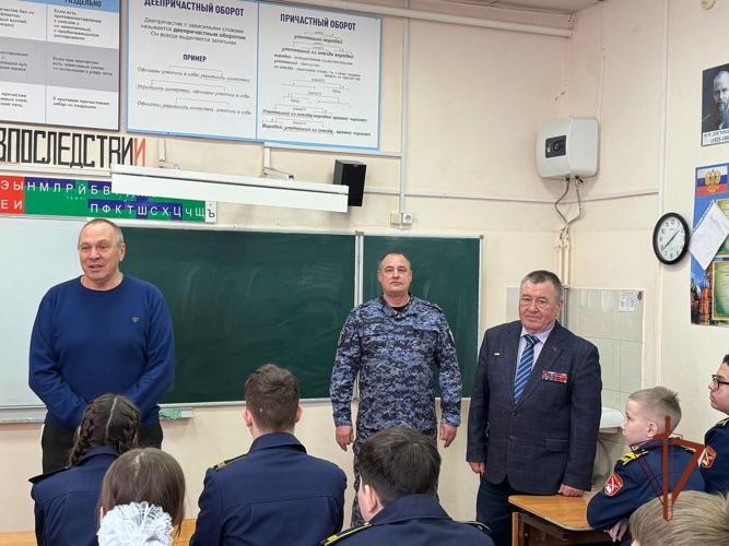 В Самаре росгвардейцы поддержали акцию «Ветеранский десант»