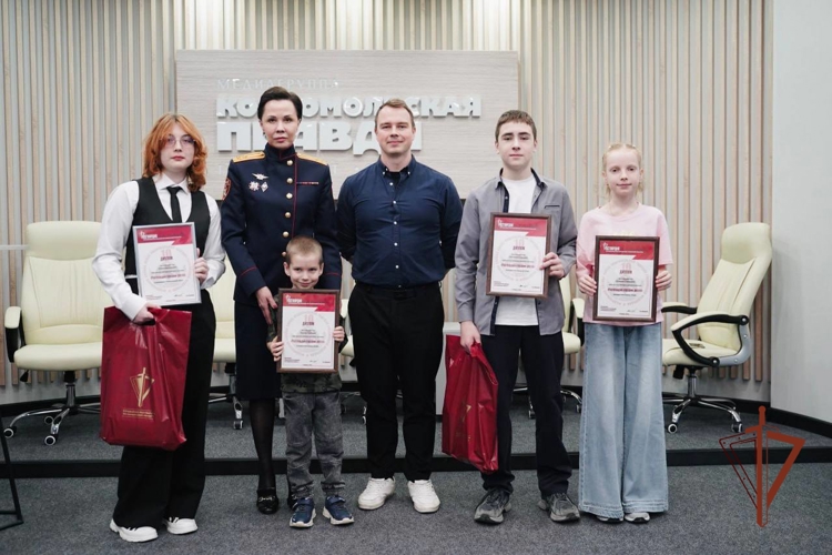Победителей творческого конкурса «Росгвардия глазами детей» наградили в Самаре