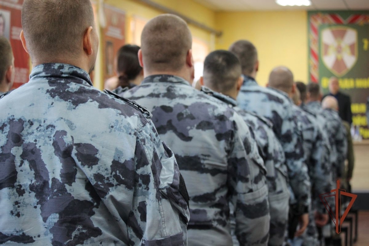 Самарский ОМОН «Смерч» (на транспорте) отмечает день образования отряда