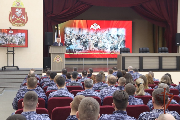 Начальник Управления Росгвардии по Самарской области поздравил ветеранов и личный состав с наступающим Днем Победы