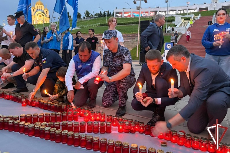 Самарские росгвардейцы почтили подвиг героев Великой Отечественной войны