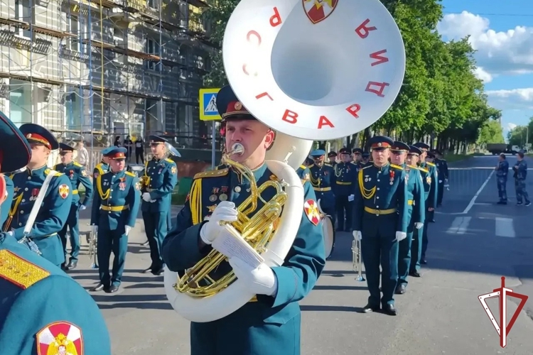Военный оркестр управления Росгвардии по Самарской области принял участие в фестивале в Сарове
