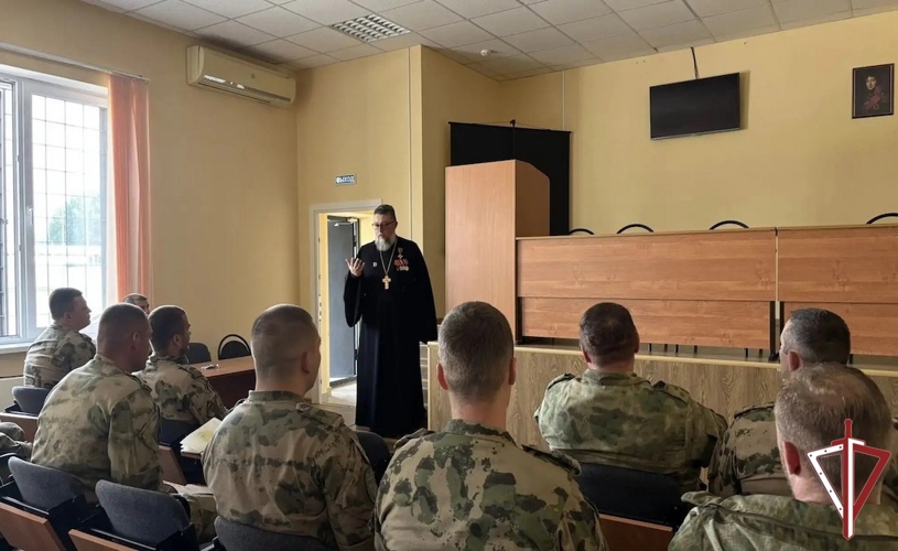 Росгвардейцы Приволжского округа встретились со священнослужителями Русской Православной Церкви