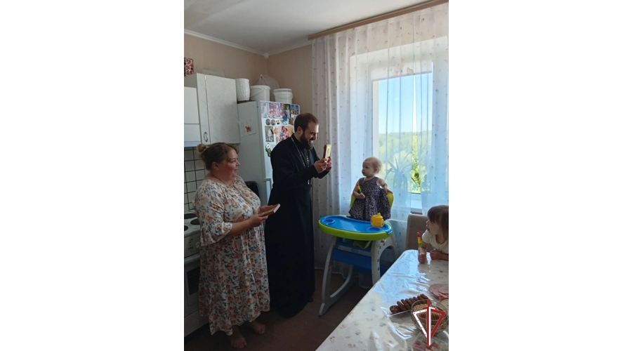 Самарские росгвардейцы присоединились к празднованию Дня семьи, любви и верности