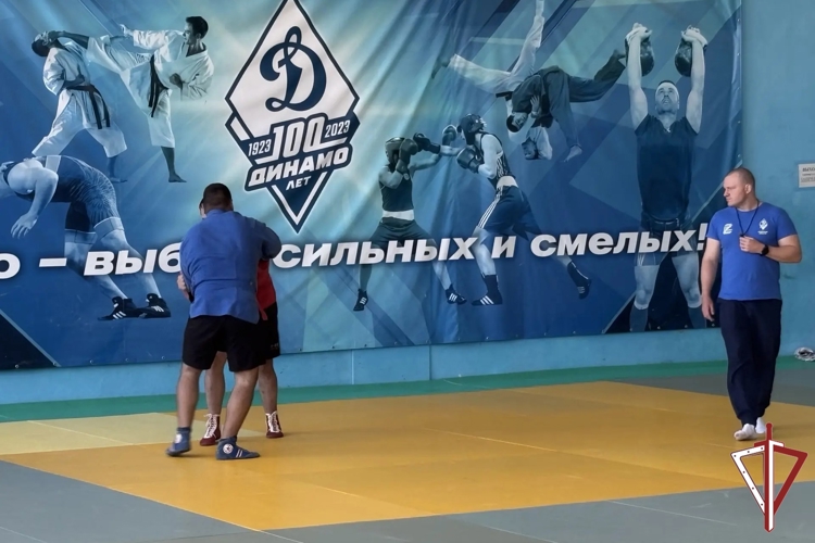 В Управлении Росгвардии по Самарской области завершился чемпионат по самбо