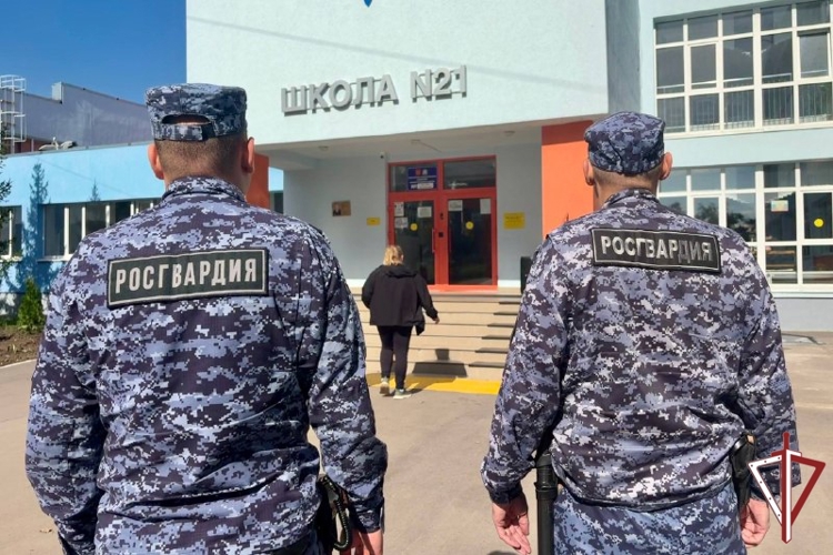 В Самарской области росгвардейцы принимают участие в голосовании на выборах депутатов Государственной думы Российской Федерации