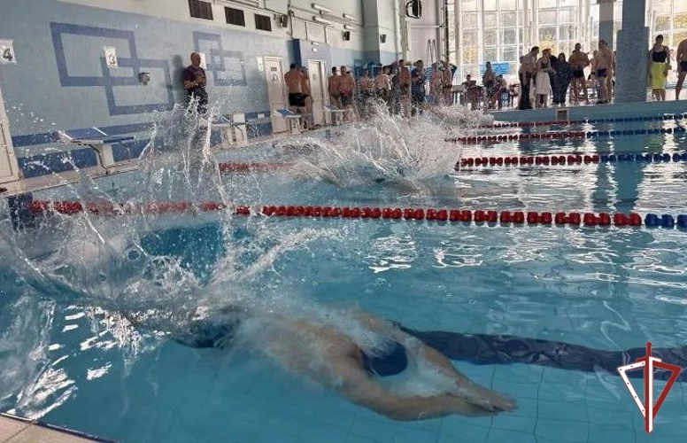 Самарские росгвардейцы стали лучшими на окружном чемпионате по плаванию